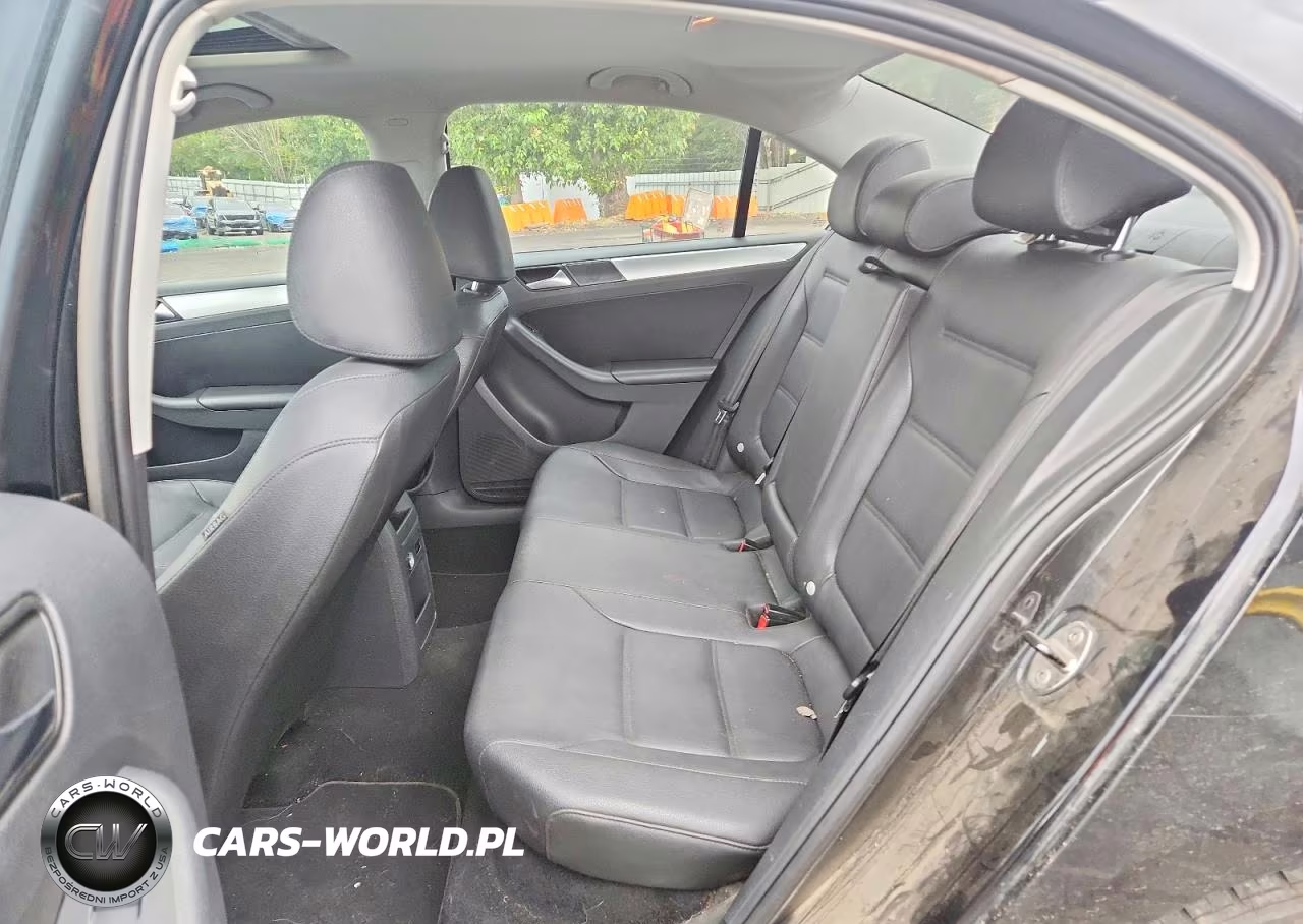 2012 Volkswagen Jetta Tdi VIN:3VWLL7AJ2CM315272 - 10