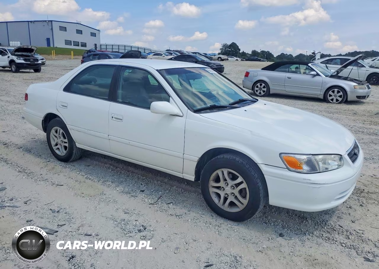2000 Toyota Camry Le VIN:4T1BG22K3YU939089 - 4