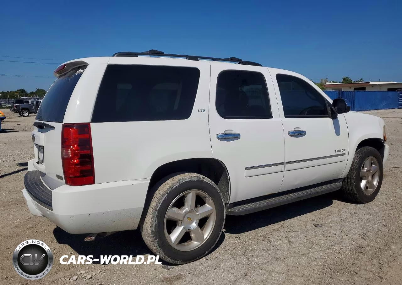 2010 Chevrolet Tahoe K1500 Ltz VIN:1GNUKCE01AR227370 - 3