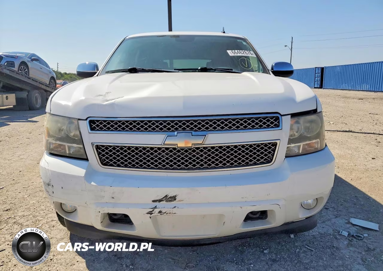 2010 Chevrolet Tahoe K1500 Ltz VIN:1GNUKCE01AR227370 - 5
