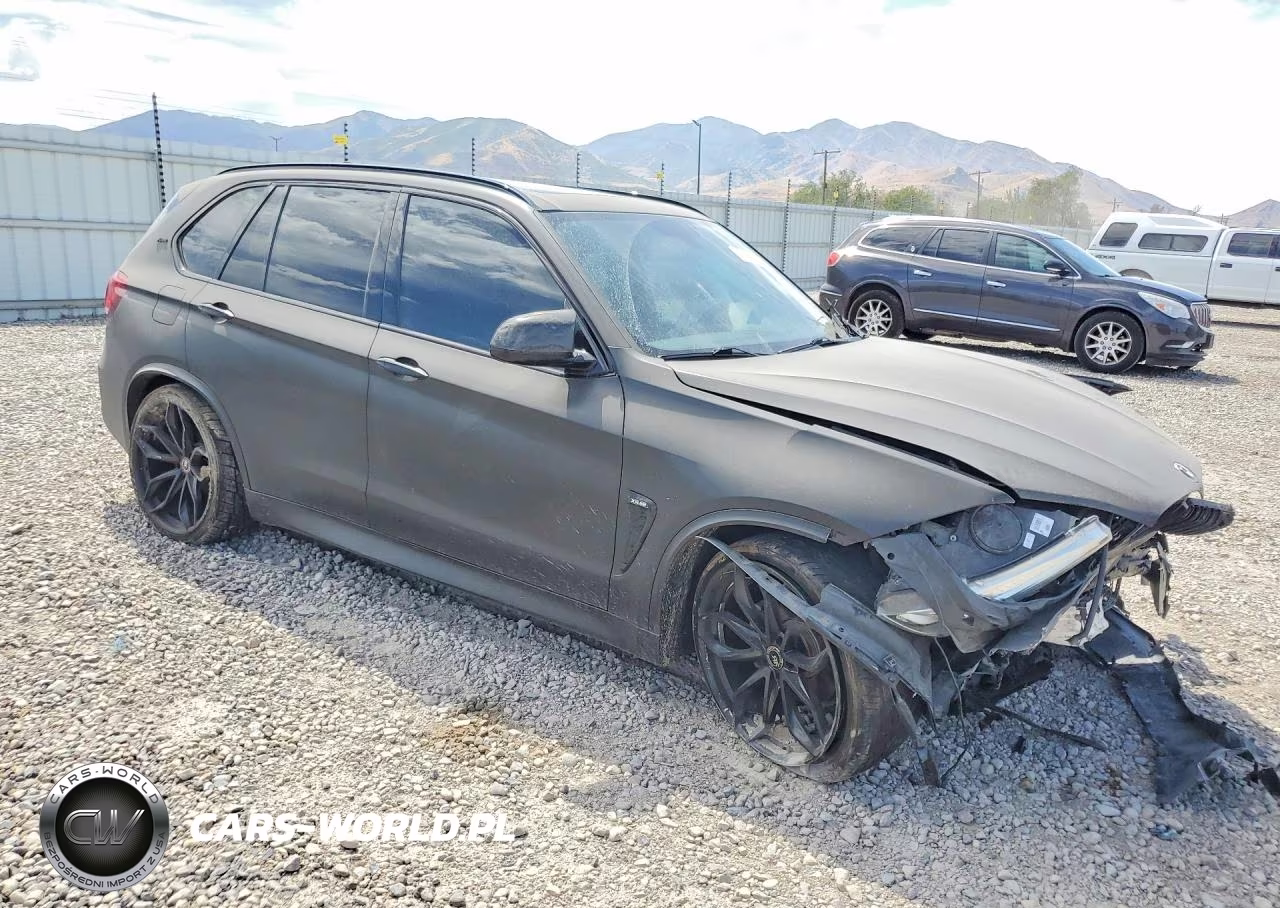 2014 BMW X5 xDrive35I VIN:5UXKR0C52E0H24299 - 4
