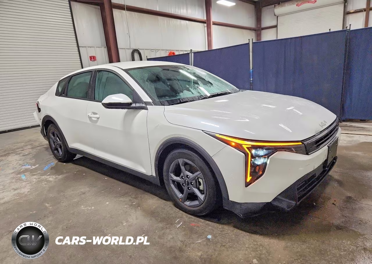 2026 Kia K4 Lxs VIN:3KPFT4DE6TE254094 - 4
