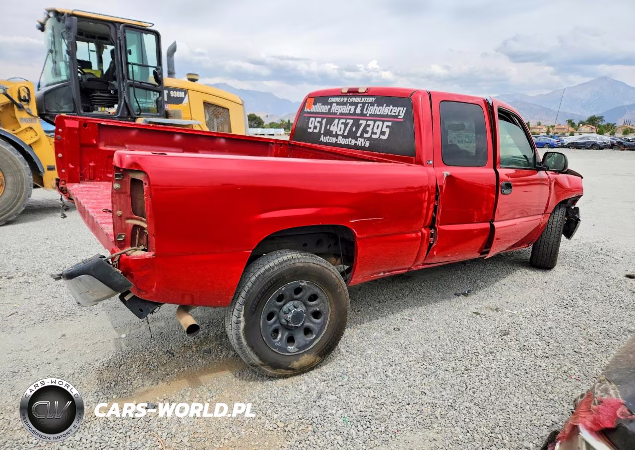 2002 Chevrolet Silverado C1500 VIN:2GCEC19V921405489 - 3