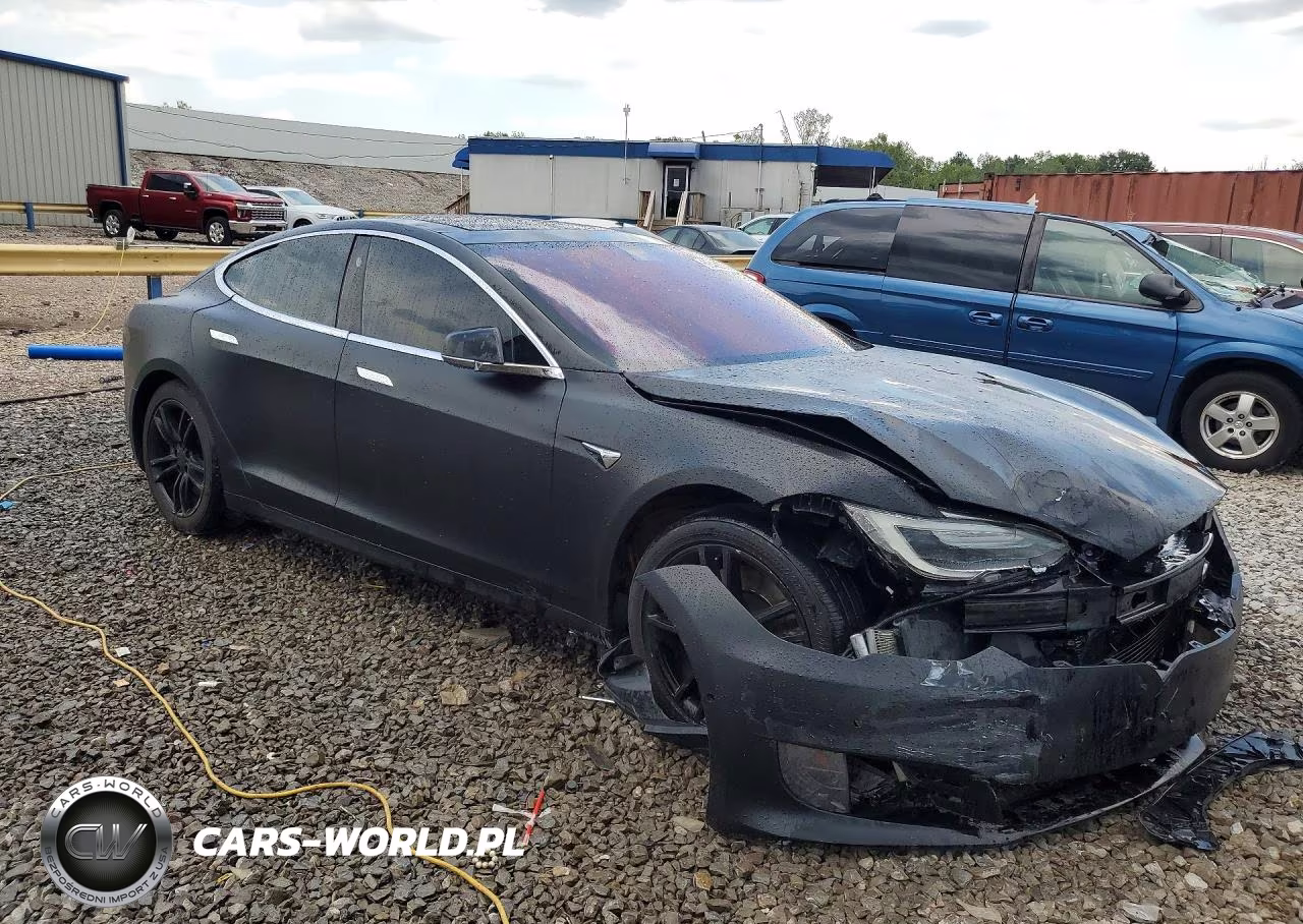 TESLA MODEL S VIN:5YJSA1E14HF195286 - 4
