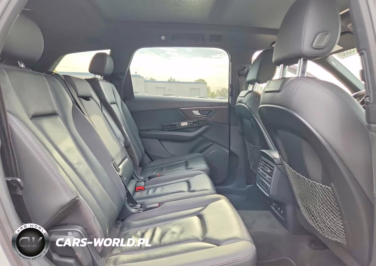 2020 Audi Q7 Premium VIN:WA1AJAF79LD009881 - 10