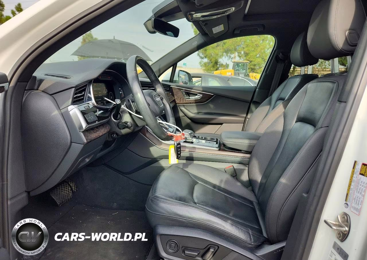 2020 Audi Q7 Premium VIN:WA1AJAF79LD009881 - 7