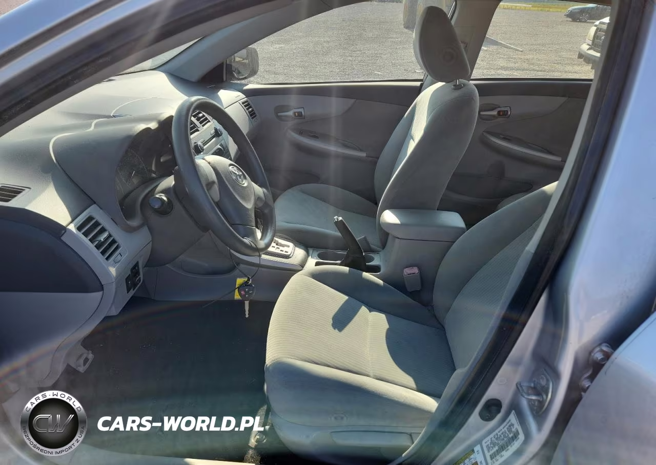 2010 Toyota Corolla Le VIN:1NXBU4EE0AZ243032 - 7