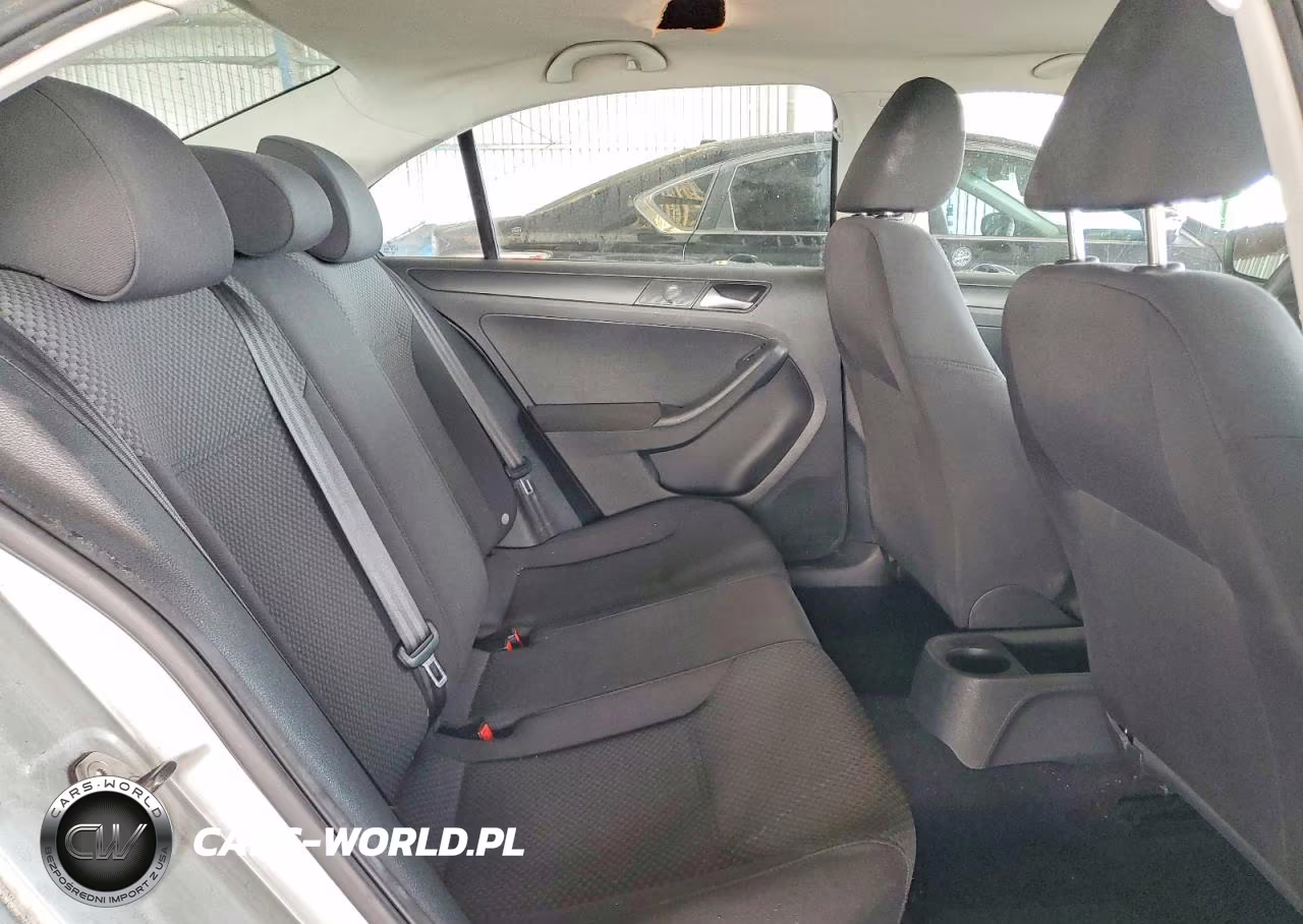 2012 Volkswagen Jetta Base VIN:3VW2K7AJ3CM423009 - 10