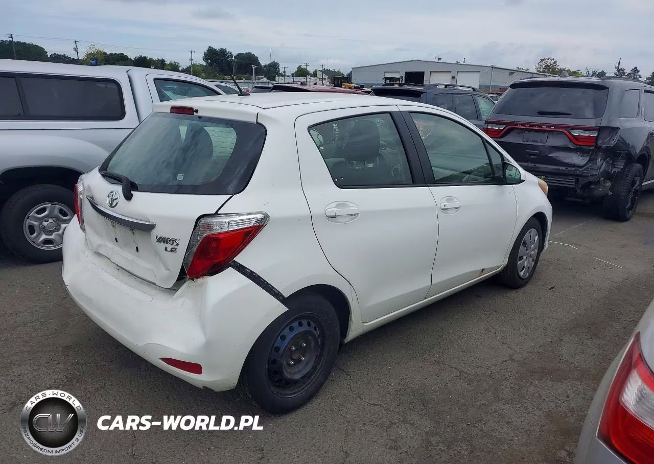 2013 Toyota Yaris 5-Door Le VIN:JTDKTUD39DD560903 - 3