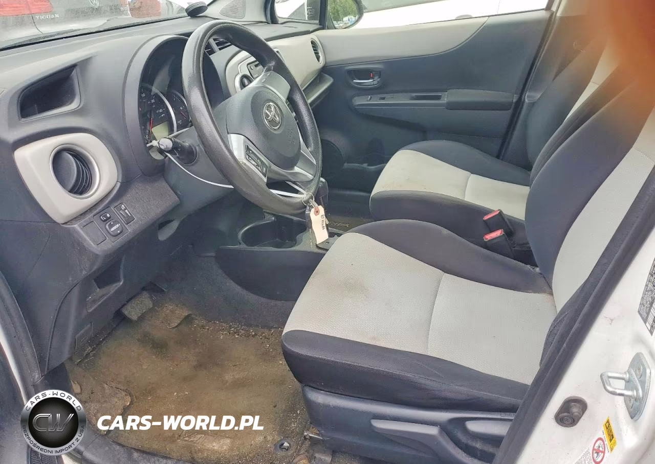 2013 Toyota Yaris 5-Door Le VIN:JTDKTUD39DD560903 - 7