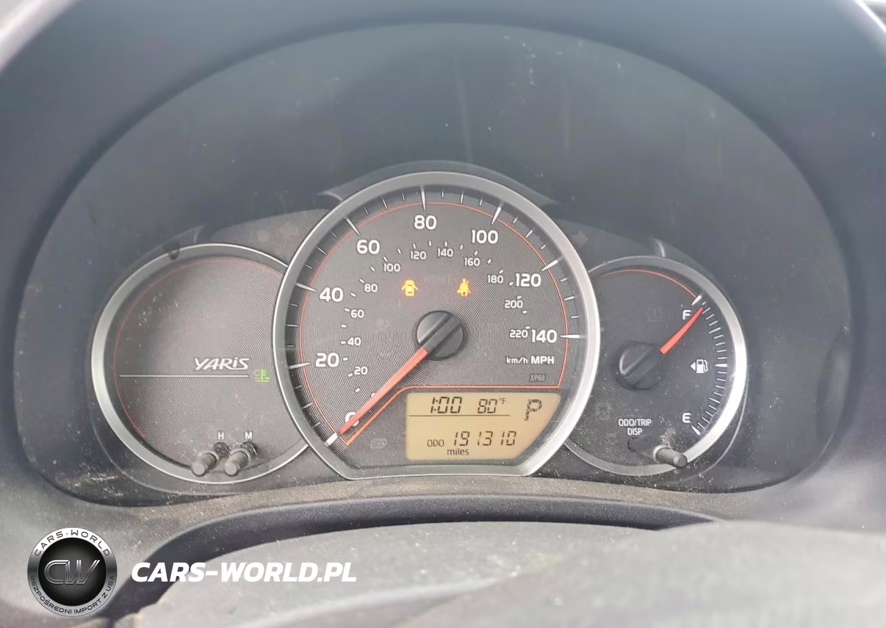 2013 Toyota Yaris 5-Door Le VIN:JTDKTUD39DD560903 - 9