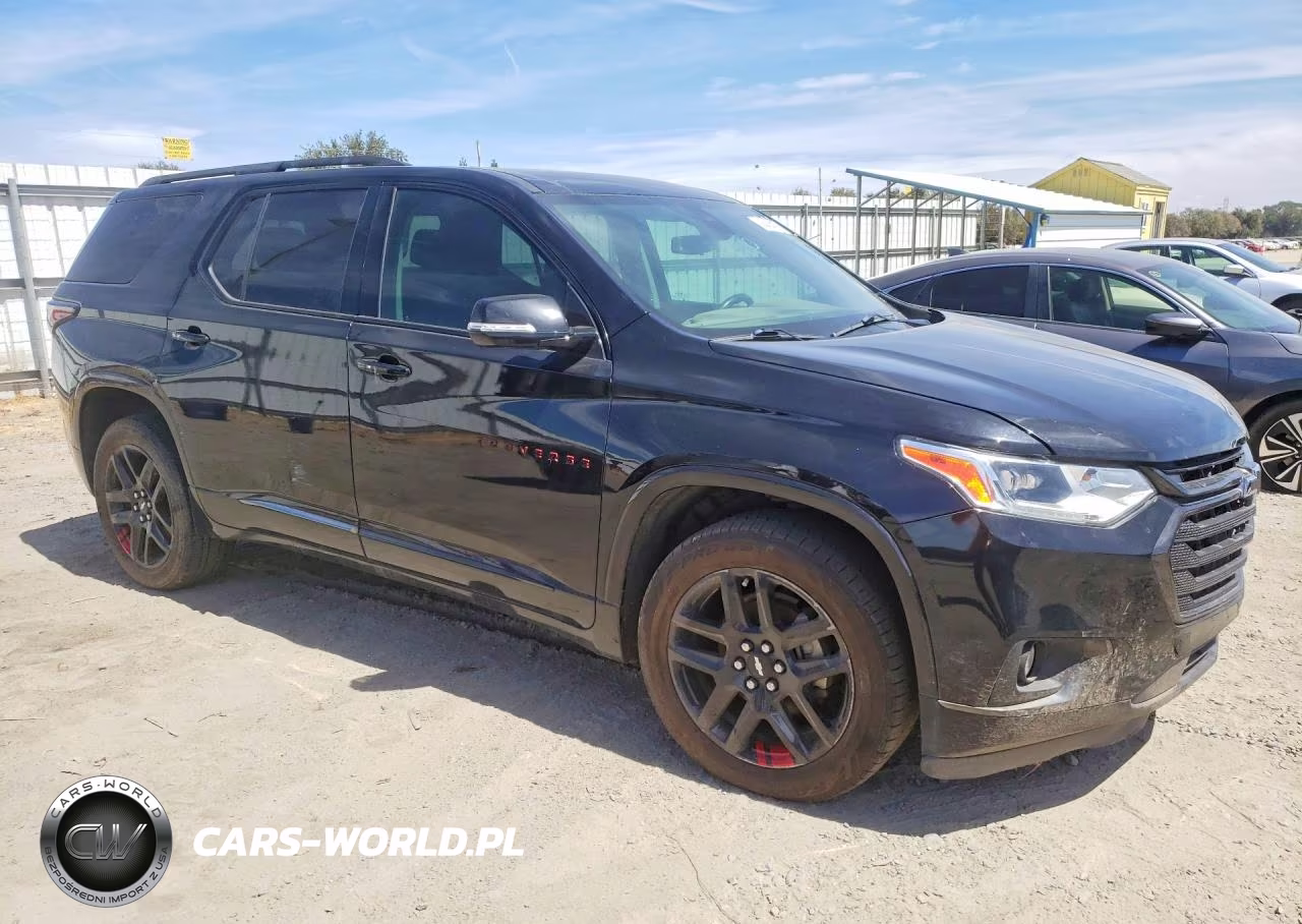 2019 Chevrolet Traverse Premier VIN:1GNERKKW2KJ296815 - 4