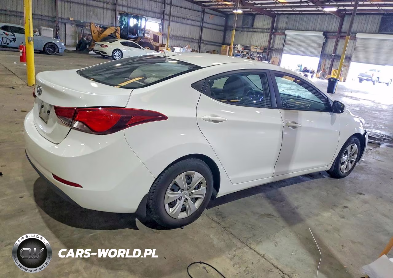 2016 Hyundai Elantra Se VIN:5NPDH4AE9GH668808 - 3