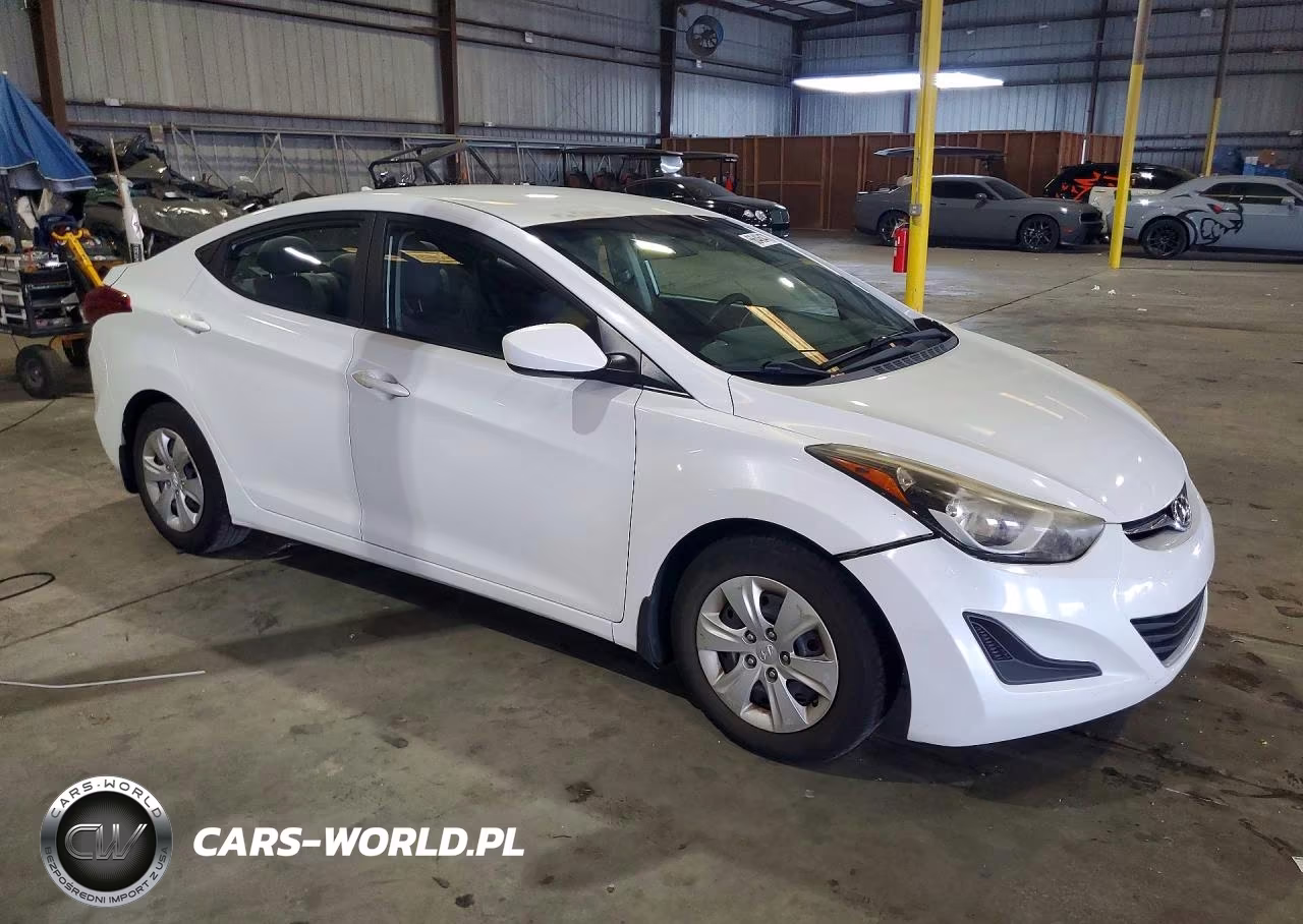2016 Hyundai Elantra Se VIN:5NPDH4AE9GH668808 - 4