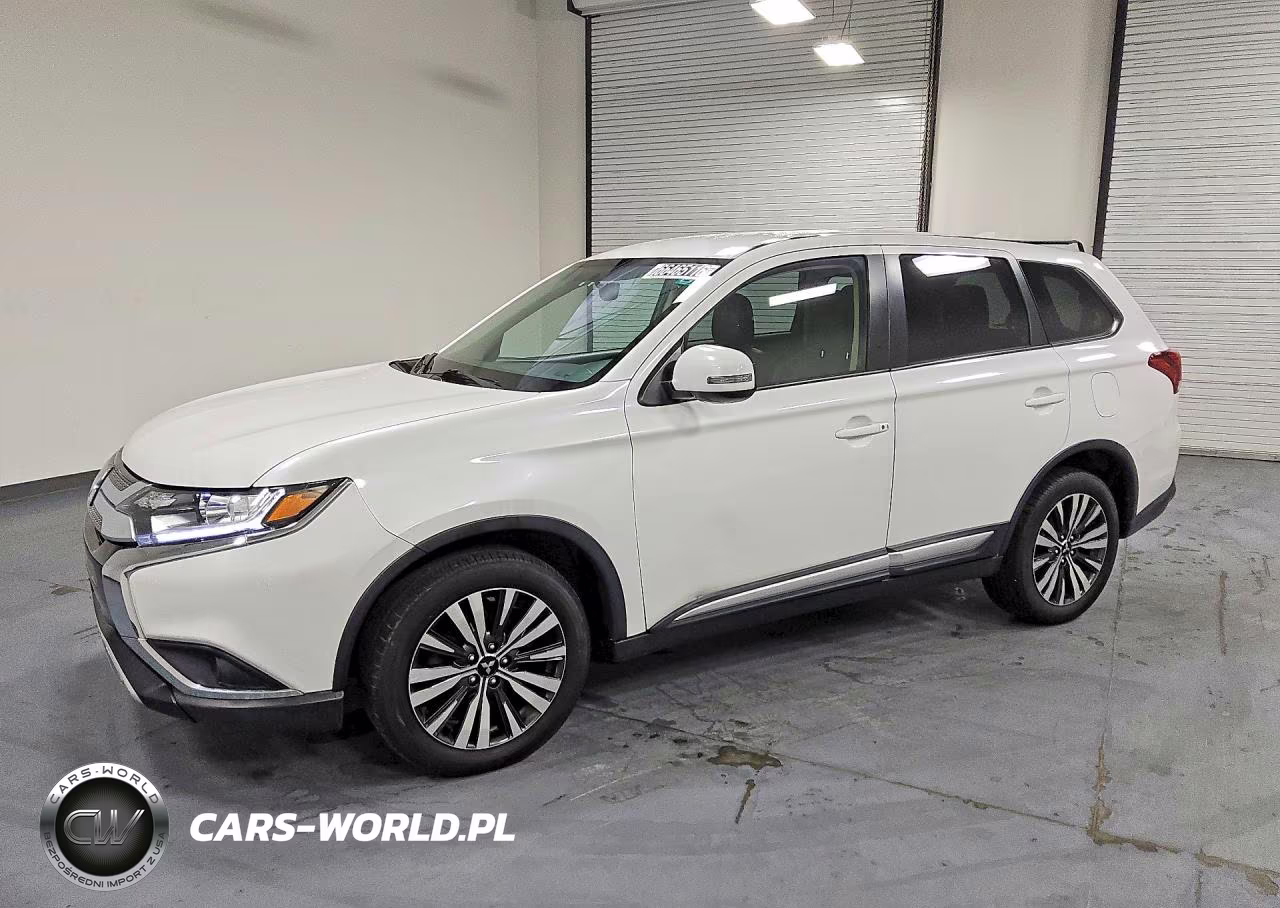 2019 Mitsubishi Outlander Se