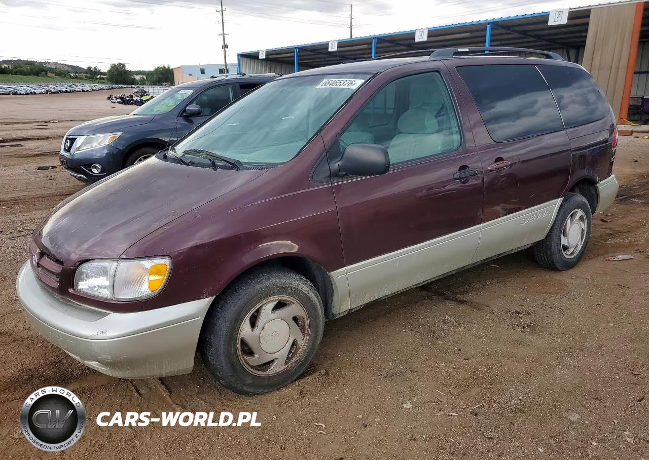 2000 Toyota Sienna Xle