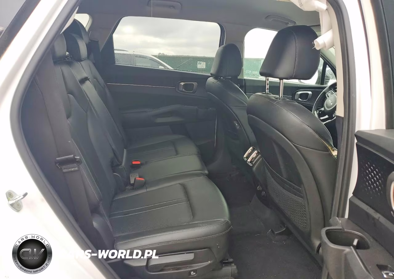 2022 Kia Sorento S VIN:5XYRL4LC5NG159903 - 11