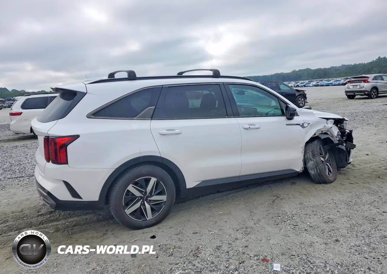 2022 Kia Sorento S VIN:5XYRL4LC5NG159903 - 3