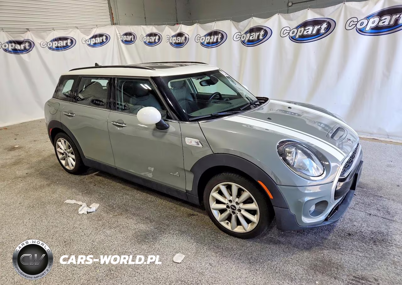 2017 Mini Cooper S Clubman All4 VIN:WMWLU5C55H2E82518 - 4
