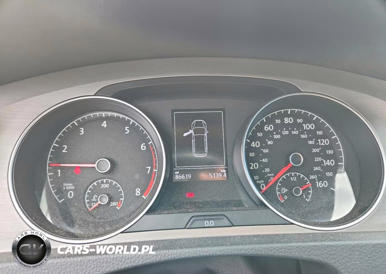 2017 Volkswagen Golf Sportwagen S VIN:3VWC17AU0HM501724 - 9