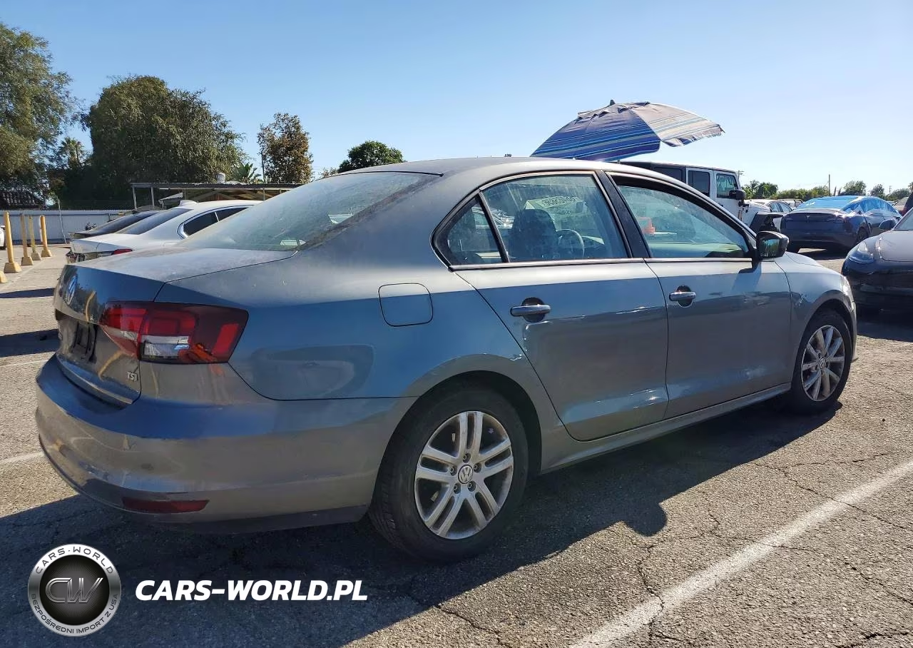 2018 Volkswagen Jetta S VIN:3VW167AJ6JM232553 - 3