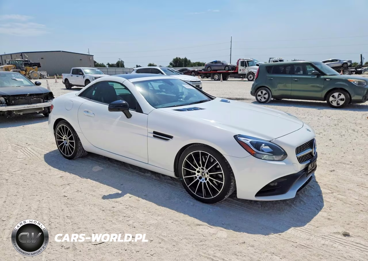 2019 Mercedes-Benz Slc 300 VIN:WDDPK3JA5KF157157 - 4