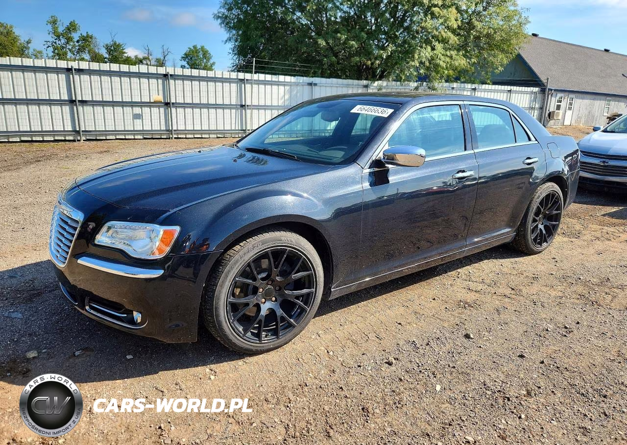 2013 Chrysler 300C VIN:2C3CCAET4DH633894 - 1