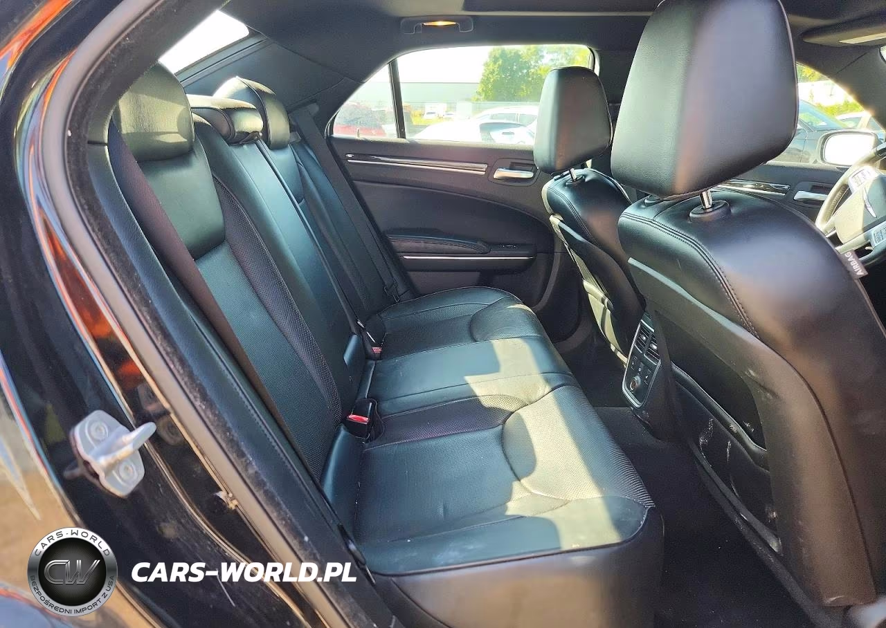 2013 Chrysler 300C VIN:2C3CCAET4DH633894 - 10