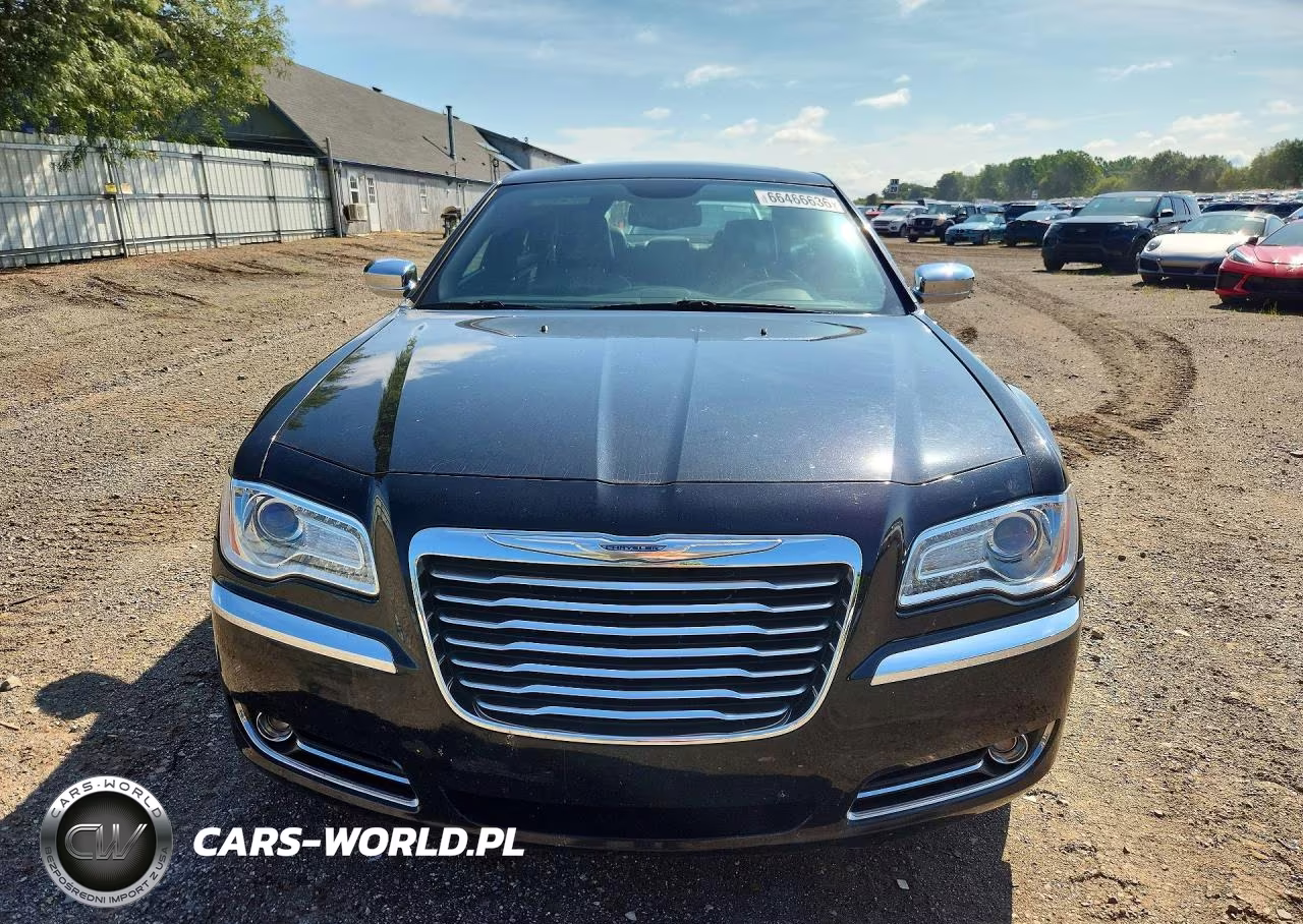 2013 Chrysler 300C VIN:2C3CCAET4DH633894 - 5