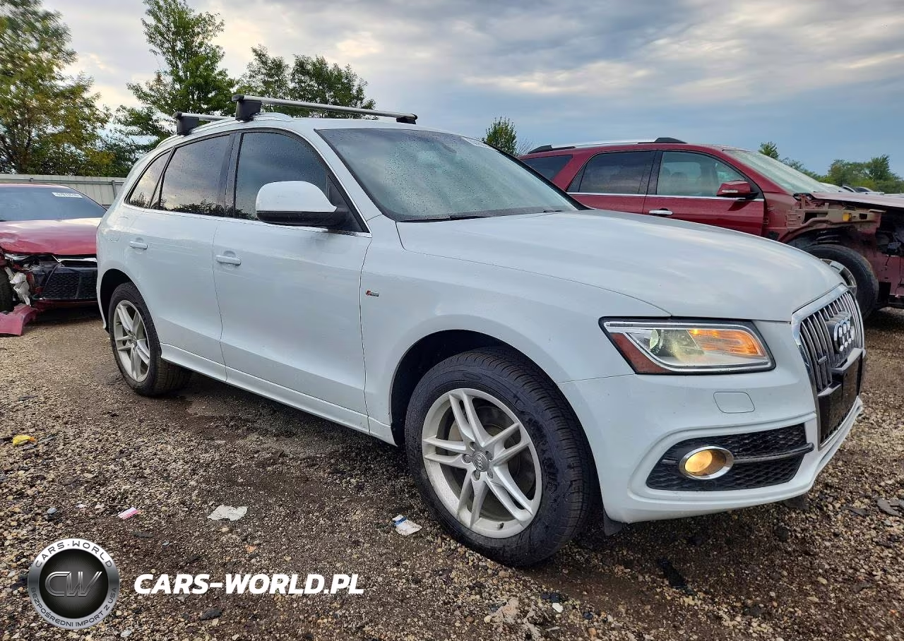 2014 Audi Q5 Prestige VIN:WA1WGAFP0EA015819 - 4
