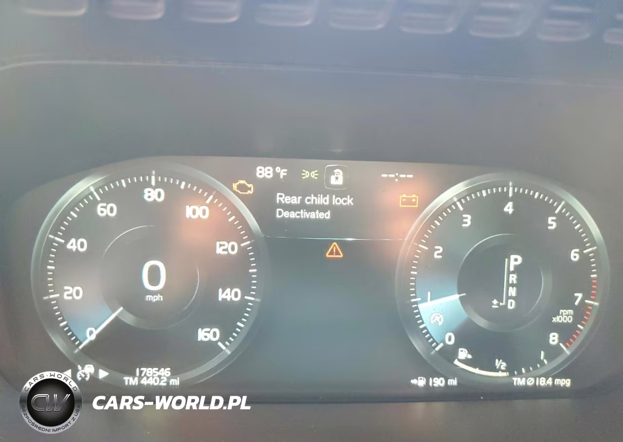 2016 Volvo Xc90 T6 VIN:YV4A22PK3G1023128 - 9
