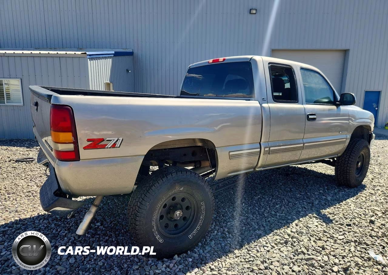 2000 Chevrolet Silverado K1500 VIN:1GCEK19T0YE166620 - 3