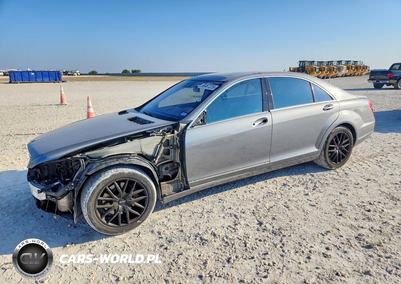 2011 Mercedes-Benz S 550 VIN:WDDNG7BB3BA364747 - 1