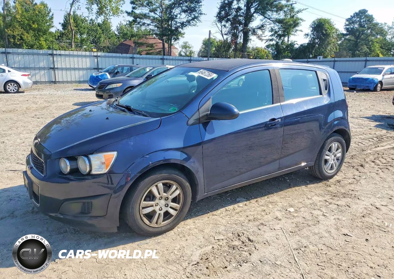 2016 Chevrolet Sonic Lt – zdjęcie 1 z 12