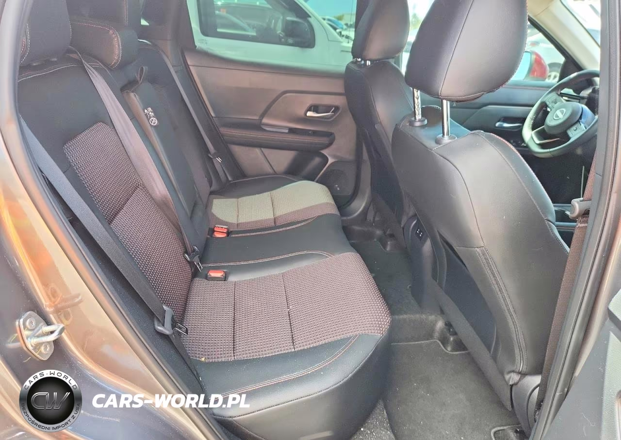 2025 Nissan Kicks Sr VIN:3N8AP6DA5SL326814 - 11