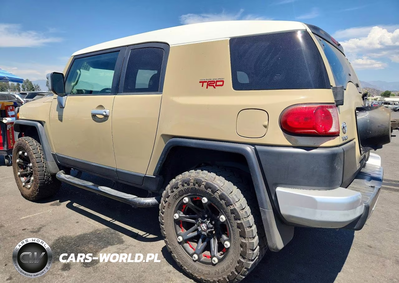 2011 Toyota Fj Cruiser Base VIN:JTEZU4BF5BK011292 - 2