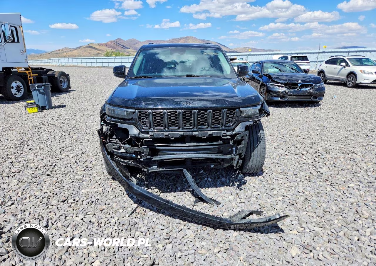2023 Jeep Grand Cherokee Limited VIN:1C4RJHBG9PC519800 - 5