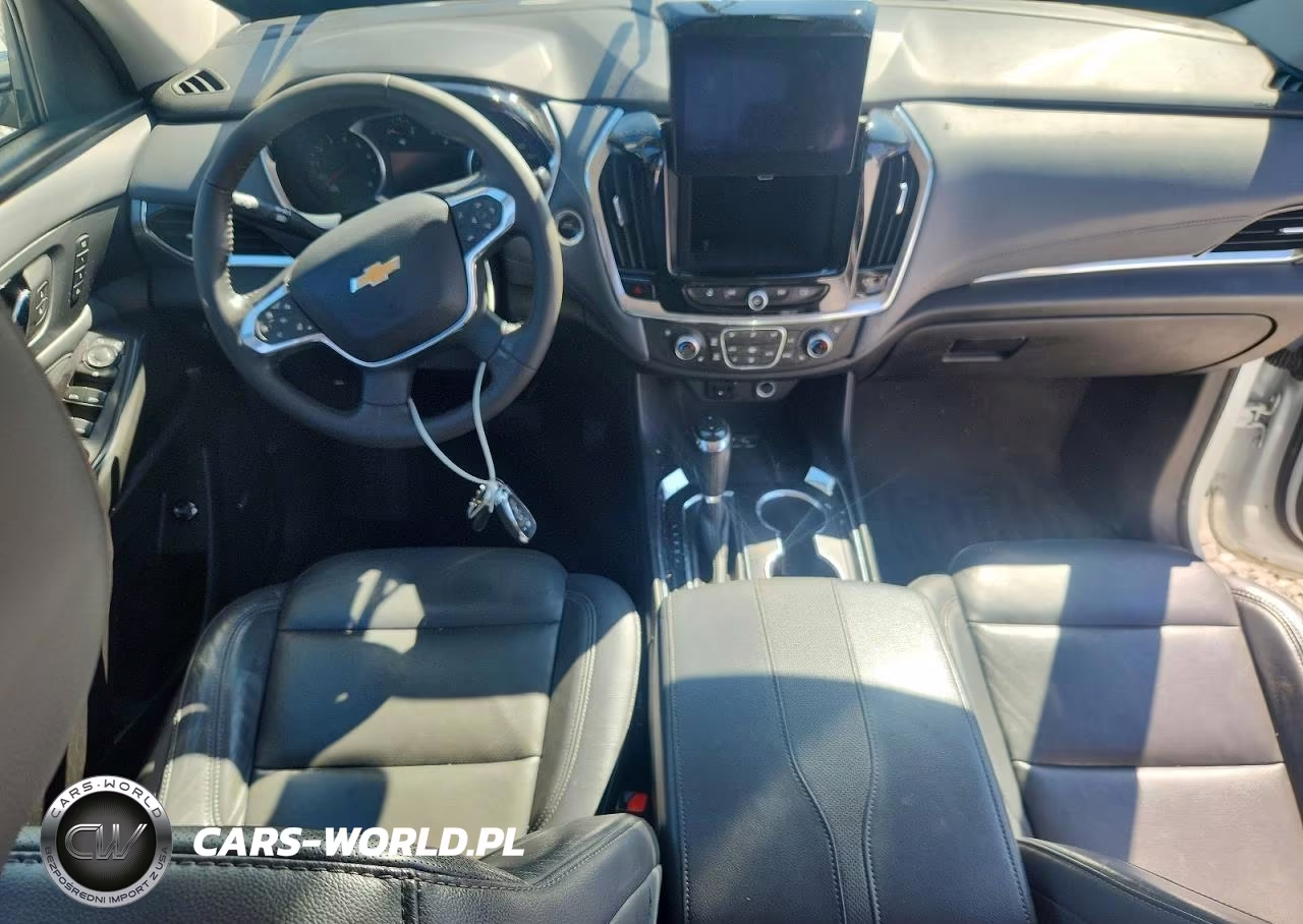2018 Chevrolet Traverse Premier VIN:1GNEVJKW3JJ231492 - 8