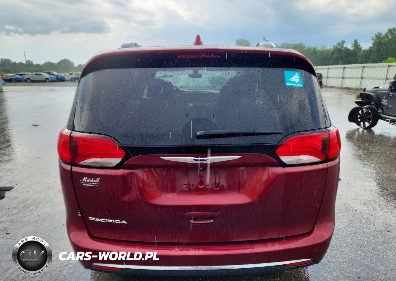 2019 Chrysler Pacifica Touring L VIN:2C4RC1BG1KR560309 - 6