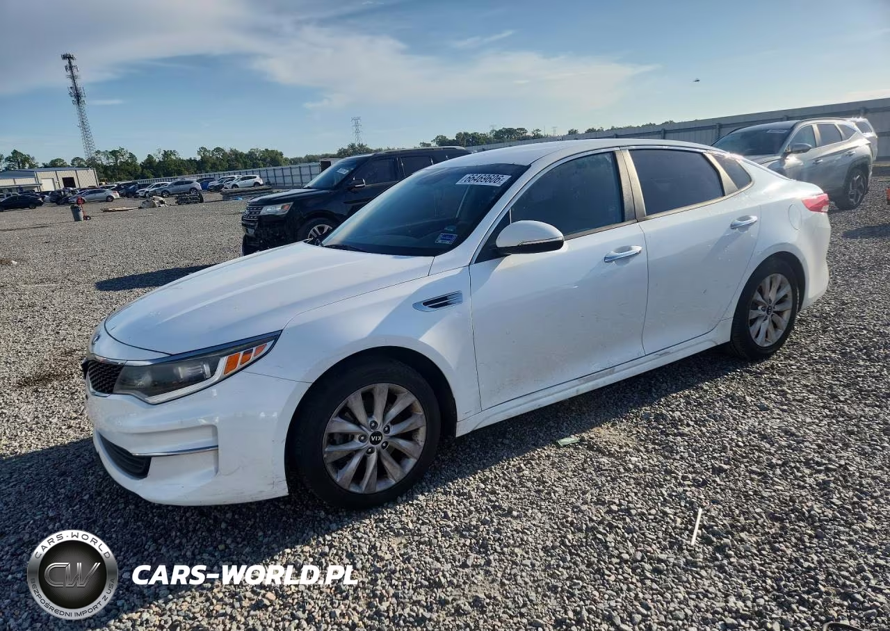 2017 Kia Optima Lx VIN:5XXGT4L32HG121903 - 1
