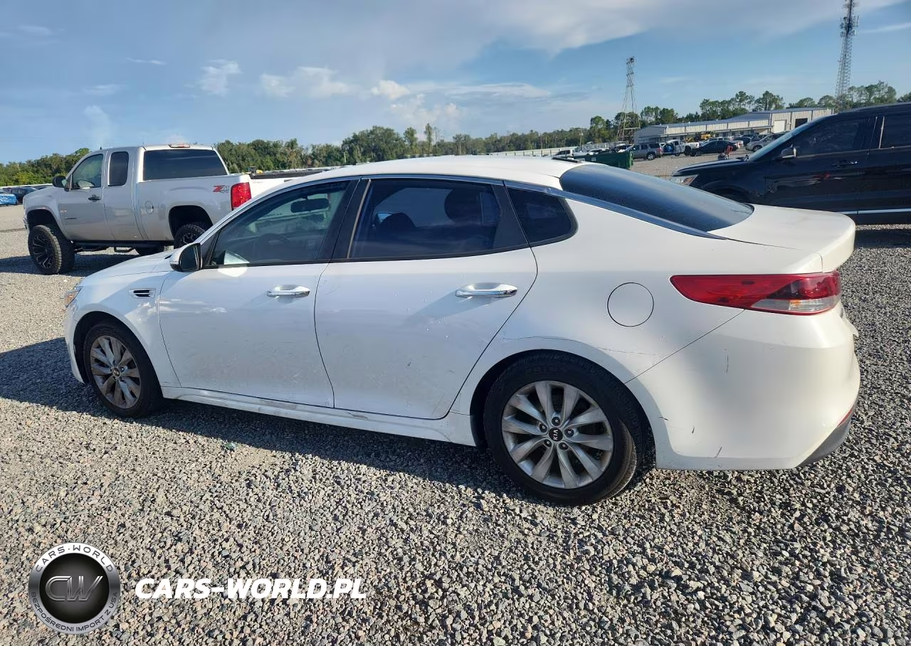 2017 Kia Optima Lx VIN:5XXGT4L32HG121903 - 2