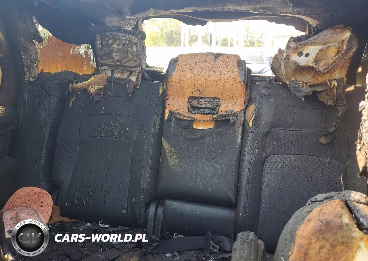 2020 Land Rover Range Rover Hse VIN:SALGS2RU3LA568700 - 10