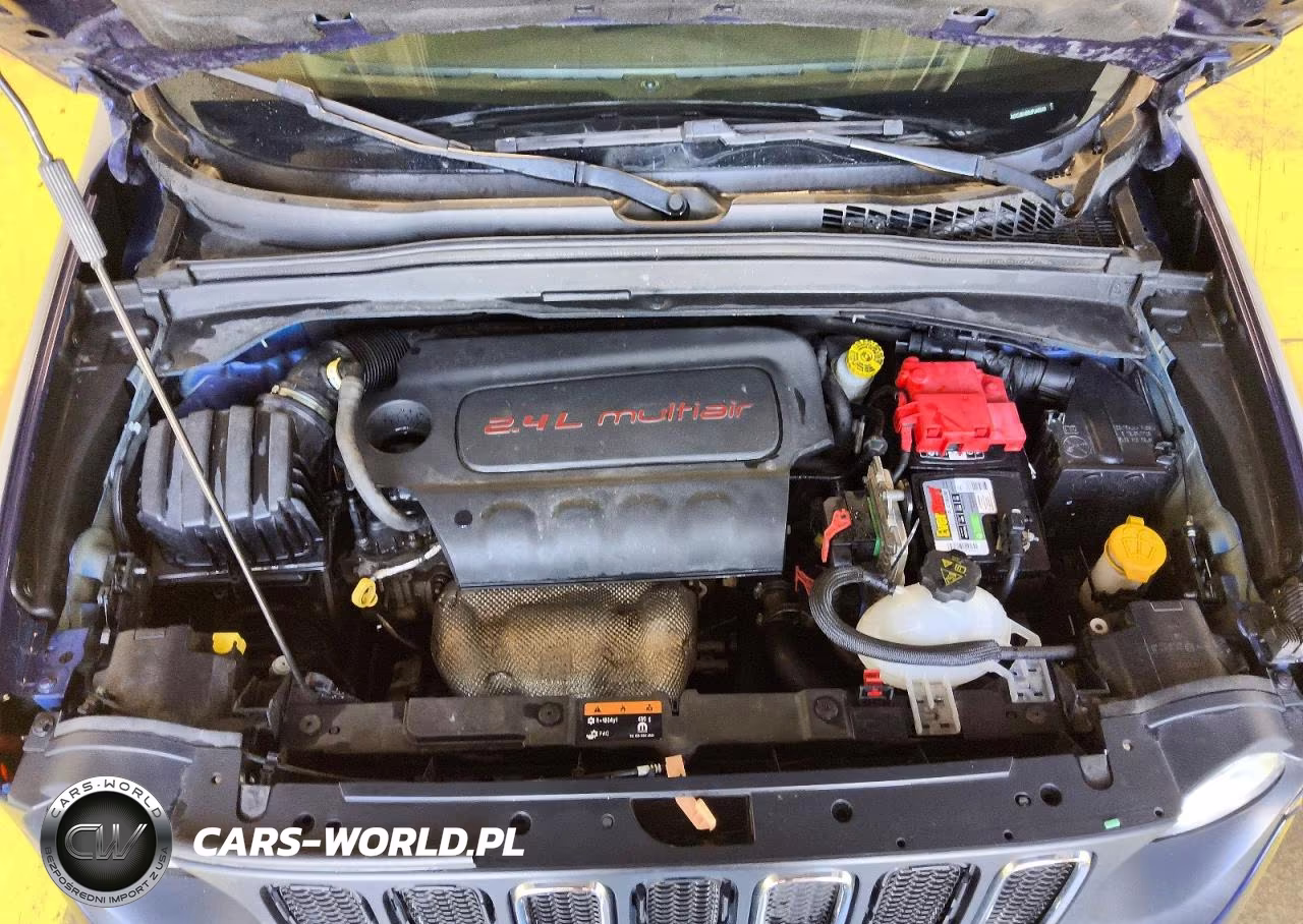 2018 Jeep Renegade Sport VIN:ZACCJBAB9JPJ48243 - 12
