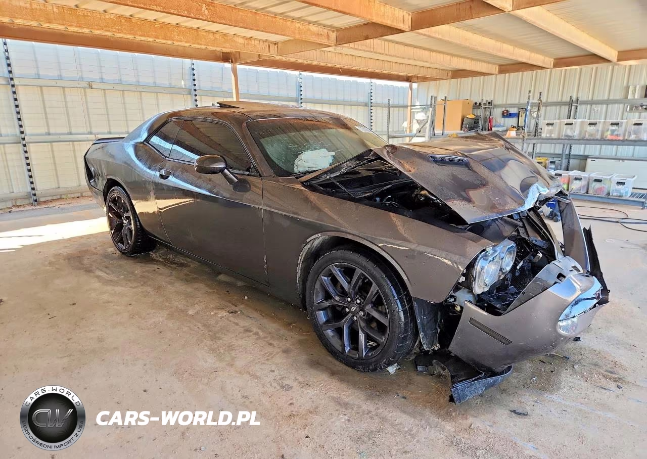 2020 Dodge Challenger Sxt VIN:2C3CDZAGXLH218386 - 4