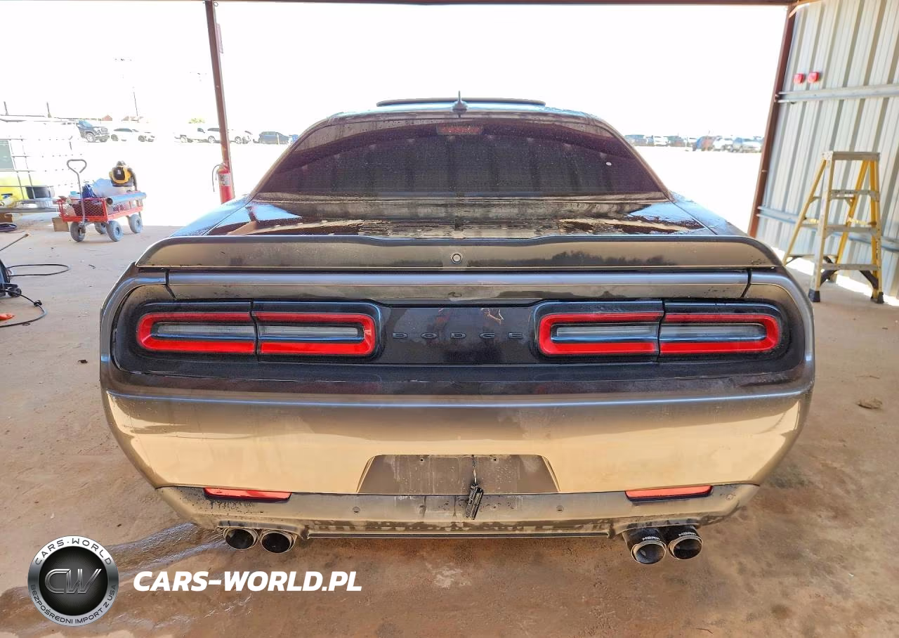 2020 Dodge Challenger Sxt VIN:2C3CDZAGXLH218386 - 6
