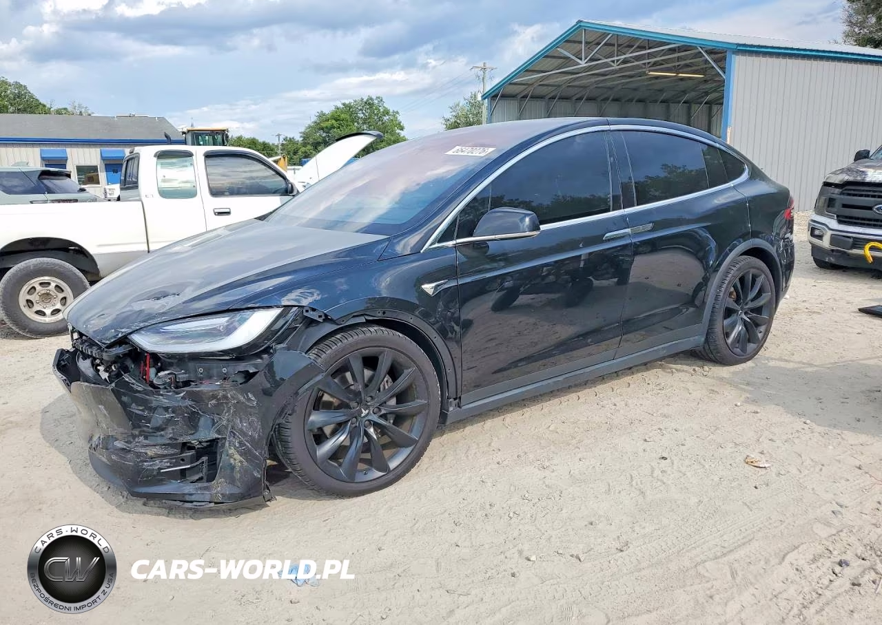 2017 Tesla Model X VIN:5YJXCDE28HF031081 - 1