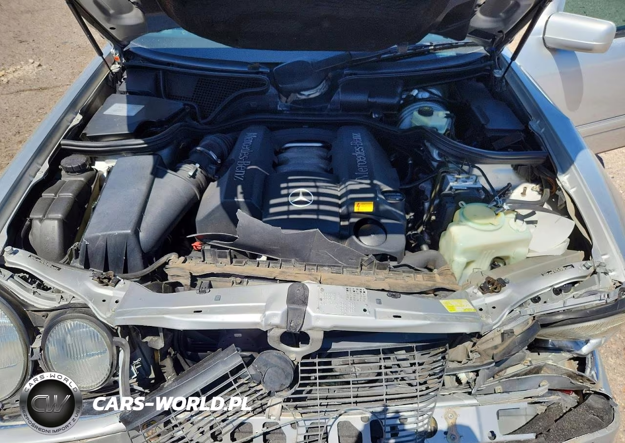 1998 Mercedes-Benz E 320 VIN:WDBJF65F6WA668941 - 11