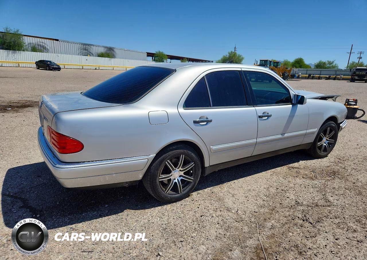 1998 Mercedes-Benz E 320 VIN:WDBJF65F6WA668941 - 3