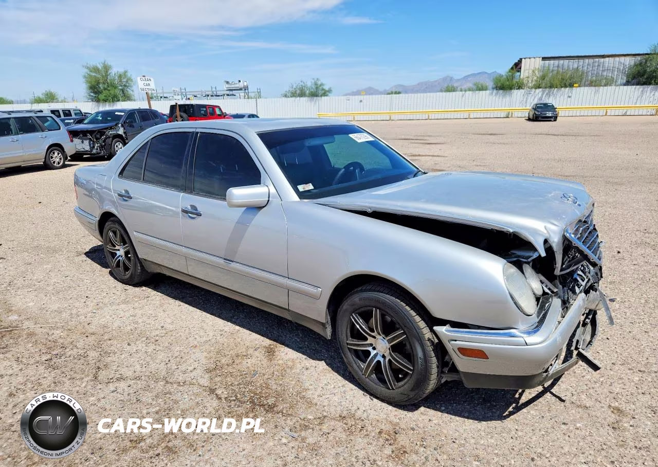 1998 Mercedes-Benz E 320 VIN:WDBJF65F6WA668941 - 4