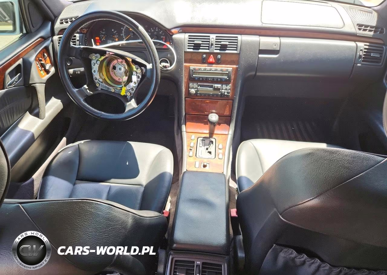 1998 Mercedes-Benz E 320 VIN:WDBJF65F6WA668941 - 8